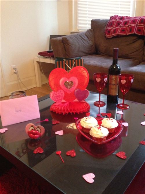 15 Romantic Valentine's Day Table Decorations