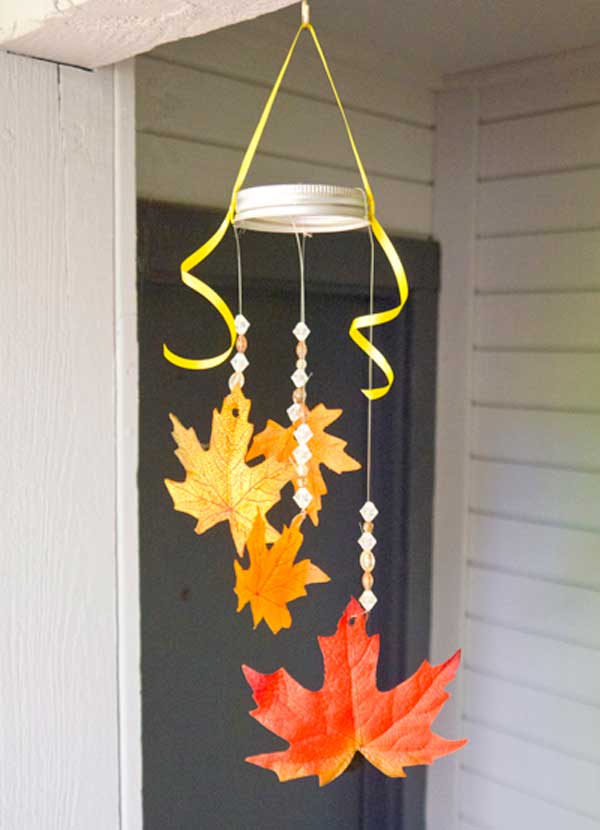 15 Must See DIY Fall-Inspired Home Decorations With Leaves