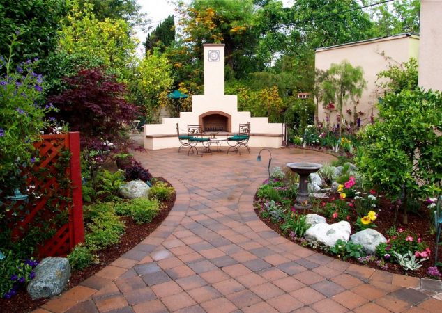 These Awesome 16 Backyard Landscaping Design Will Grab ...