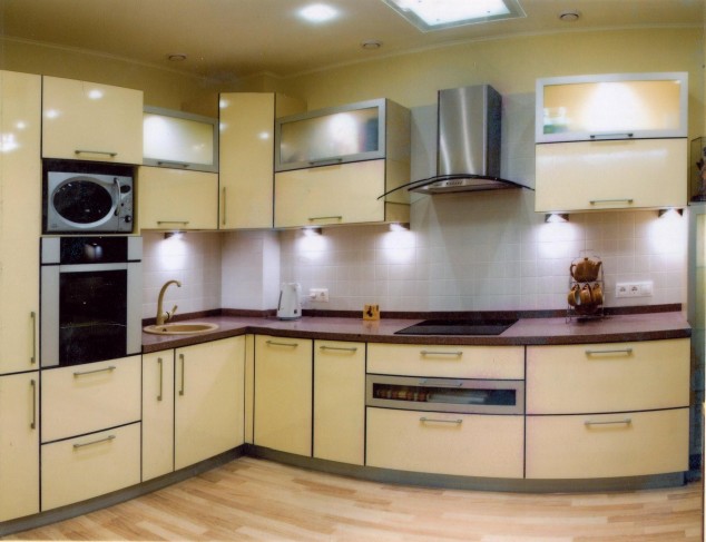 Stylish and Colorful Kitchen Design Ideas Kitchen Design 17 634x487 Stylish and Colorful Kitchen Design Ideas