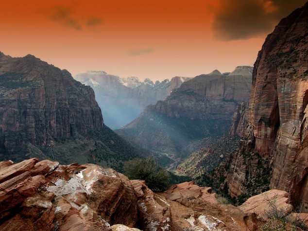 17 Interesting Places Around the World that may Attract your Attention zion park 139012 640 634x475 17 Interesting Places Around the World that may Attract your Attention