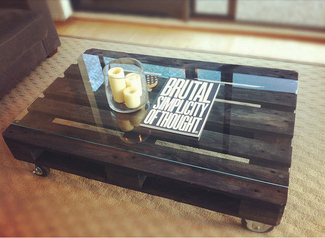 Make a New Coffee Table from Old Wooden Pallets 7764593050 457769dc63 z Make a New Coffee Table from Old Wooden Pallets