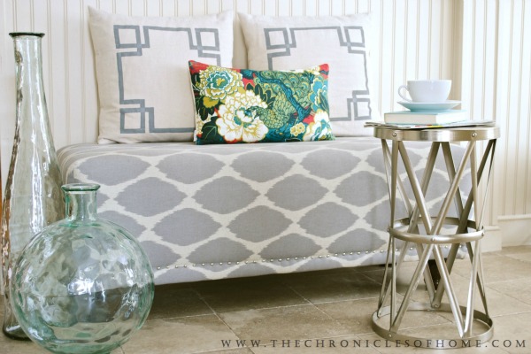 DIY+upholstered+bench+3 10 Useful DIY Home Projects