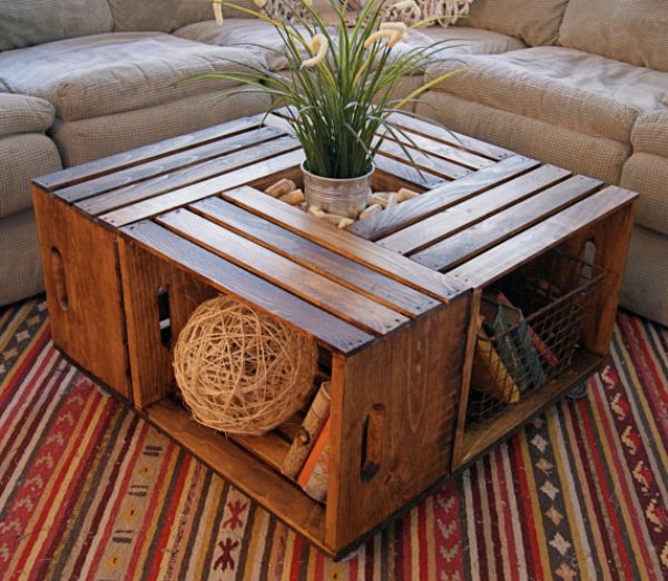 crate coffee table 10 Useful DIY Home Projects