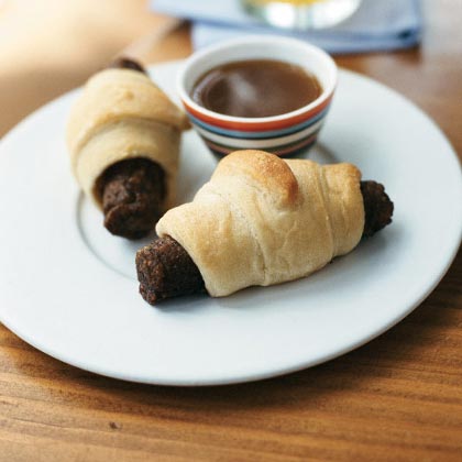 15 Simple and Delicious Breakfast Recipes pigs blankets ck 1197224 x 15 Simple and Delicious Breakfast Recipes