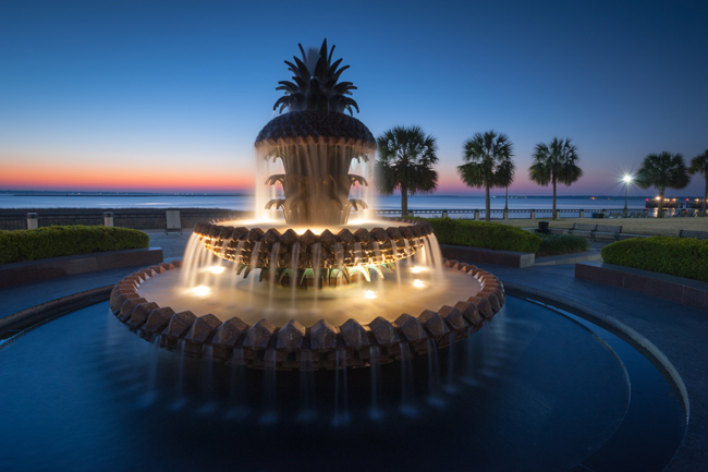 pineapple fountain downtown charleston 13 Beautiful Fountains Around The World