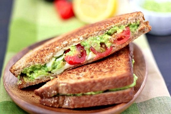 rev avocado cheddar tomato grilled cheese 10 2 560x373 15 Simple and Delicious Breakfast Recipes