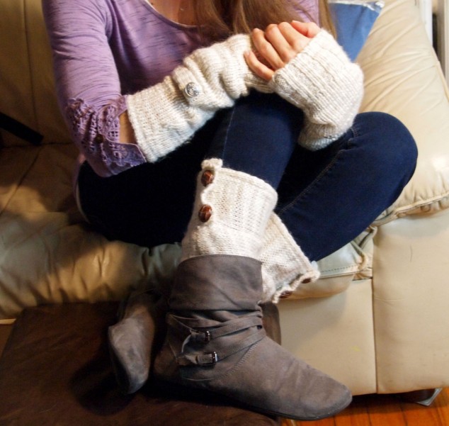 FSXIFOSHN82NNJN.LARGE  634x601 15 DIY Leg Warmers for Boots