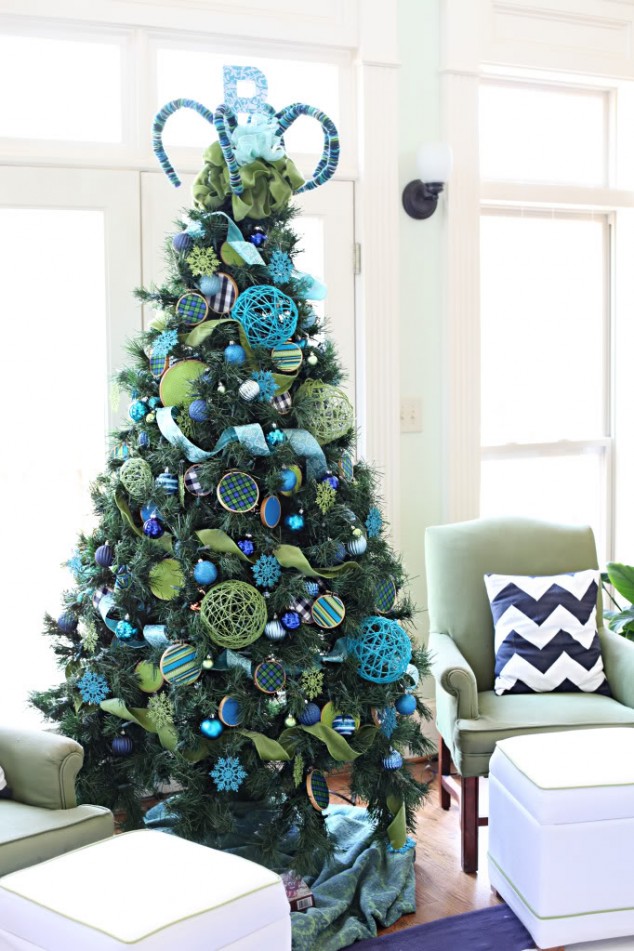 IMG 4108b 634x951 15 Creative Christmas Tree Decorating Ideas