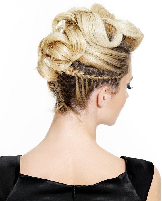 Stylish Holiday Hairstyles For Women 11 Elegant Christmas Hairstyle Ideas