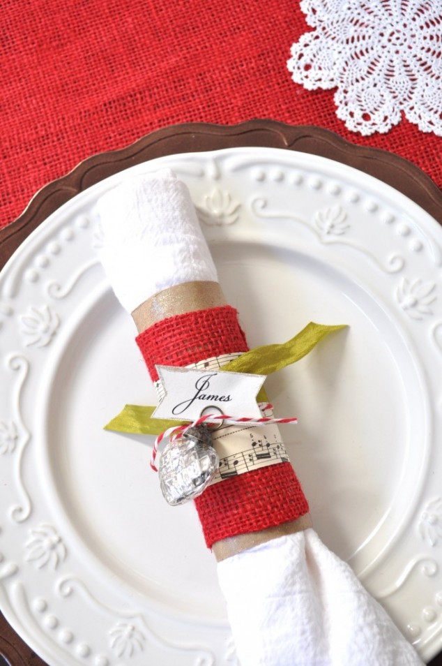 burlap christmas napkin ring place card tutorial idea 680x1024 634x954 17 DIY Incredible Napkin Rings for Christmas