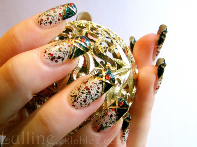 christmas nails 7 634x475 17 Christmas Nail Art Design