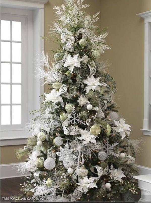 exciting silver and white christmas tree decorations 1 15 Creative Christmas Tree Decorating Ideas