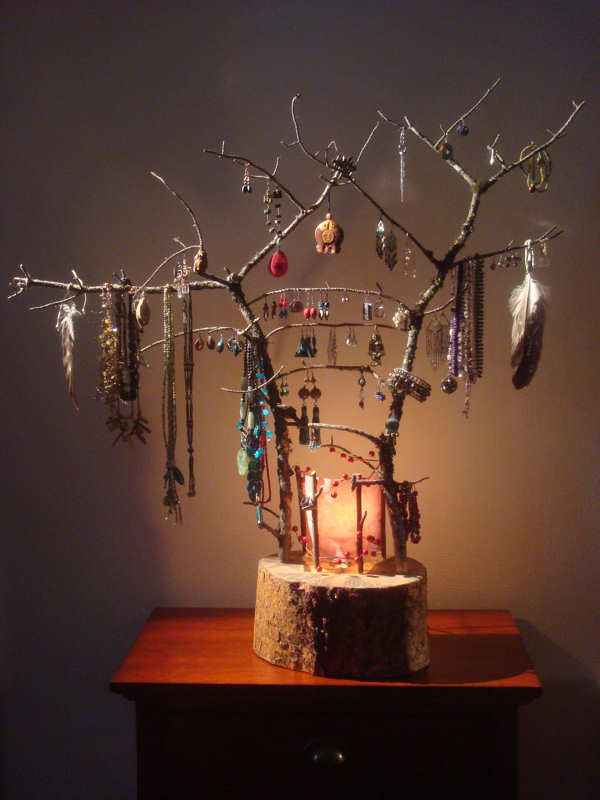 rustic log twig jewelry stand 15 Awesome DIY Jewelry Holders 