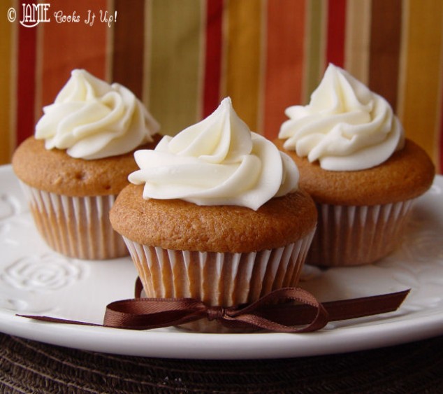 thanksgiving cupcake ideas pumpkin mousse 634x563 Delicious Thanksgiving Cupcakes Recipes 