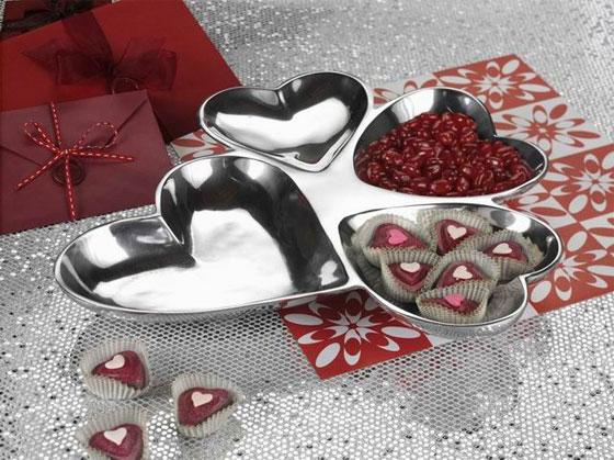 3 15 Romantic Valentines Day Table Decorations