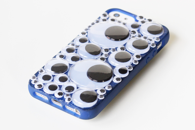 googleyphonecase8a 15 Creative DIY Phone Cases