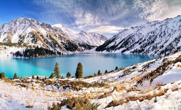 15 Beautiful Places and Landscapes of our Wonderful World Almaty Lake 15 Beautiful Places and Landscapes of our Wonderful World