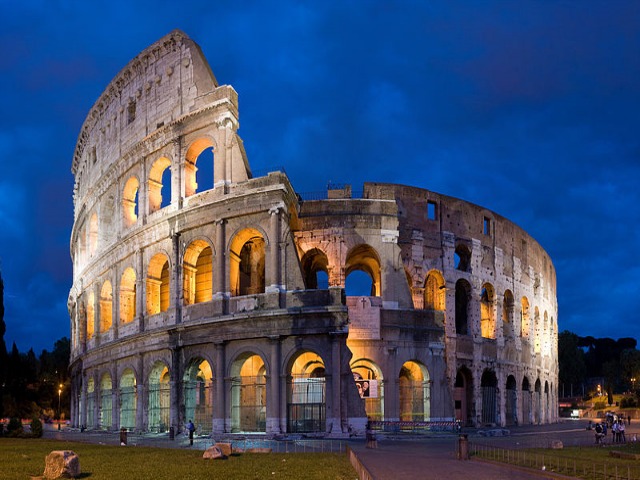 Lets Visit Italy colosseo1 Lets Visit Italy