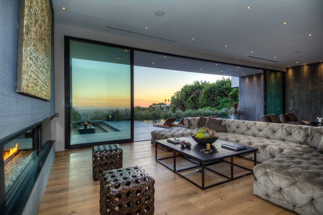 luxurious la home with glass walls and courtyard views 7 thumb 630x419 30818 15 Extraordinary Living Room Decorations