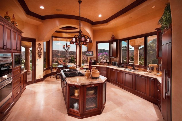12 Luxury Kitchen Design That Will Draw Your Attention For Sure Gorgeous Kitchen Design Ideas With Luxury Kitchen Island And Beautiful Pendant Light 634x423 12 Luxury Kitchen Design That Will Draw Your Attention For Sure
