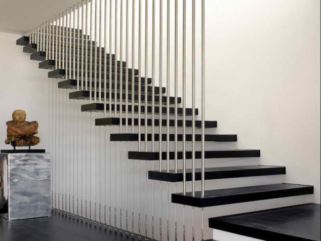 How to Make a Stair Railing with Black Paint 634x476 14 The Most Cool Floating Staircase Designs For Your Home