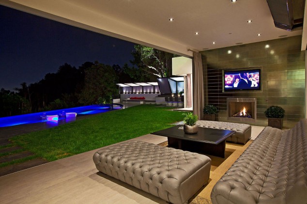 18 Eye Catching Living Room Designs That Will Make You Say Wow living room decoration with fireplace 634x421 18 Eye Catching Living Room Designs That Will Make You Say Wow