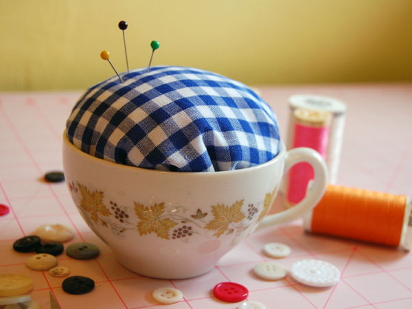 p18jqke8o5ihn7pl12fi1dsvns8h 20 Cool Ideas How To Reuse Tea Cap