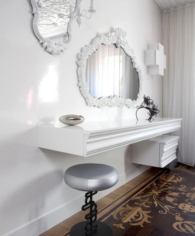 1 makeup vanity designrulz 2 634x767 16 Chick Makeup Vanities You Would Love to Have