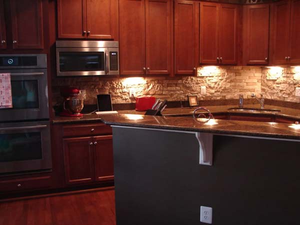 DIY Kitchen Backsplash 16 2 15 DIY Ideas How To Make A Fancy Low Cost Kitchen Backsplash