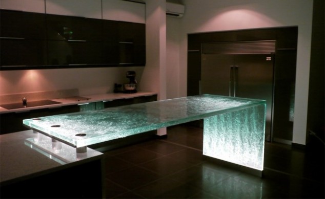 encimeras cristal diseno creativo funcionalidad cocina 3 634x389 18 Of The Most Unusual Kitchen Island Design Ideas