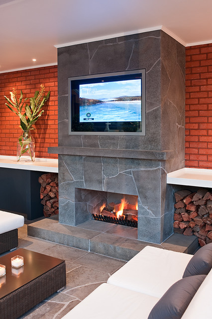 18 Of The Best Outdoor Fireplaces Design Ideas For A Modern Patio traditional landscape 18 Of The Best Outdoor Fireplaces Design Ideas For A Modern Patio