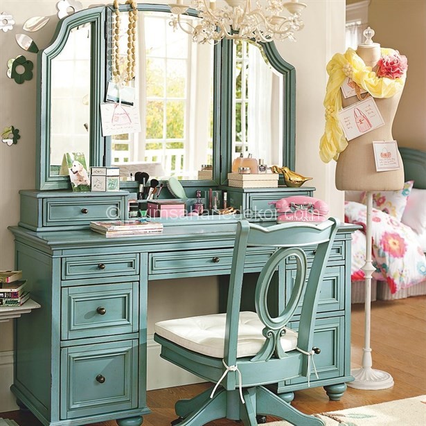 16 Chick Makeup Vanities You Would Love to Have yeni moda mint yesili dekorasyon ornekleri fotolari 16 Chick Makeup Vanities You Would Love to Have