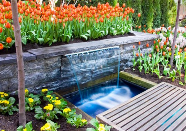 Contemporary Outdoor Water Fountains 20151 634x448 16 Unique Backyard Water Features That Will Leave You Speacheless