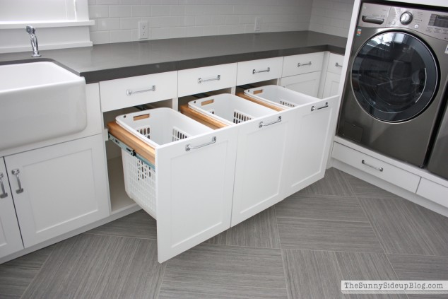 Unique Ideas How to Declutter Your Home With Little Struggle and In no Time pull out laundry hampers sunny side up 634x423 Unique Ideas How to Declutter Your Home With Little Struggle and In no Time