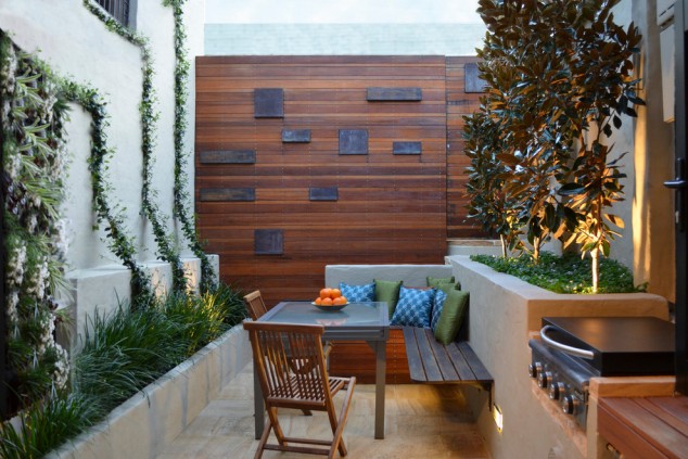 Make Your Balcony Look More Beautiful With These 15 Lovable Mini Gardens balkon holz 2 634x423 Make Your Balcony Look More Beautiful With These 15 Lovable Mini Gardens