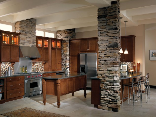 klasyczna 7 634x477 Feel the Warmth of Rustic Kitchen Designs with Stones and Wood