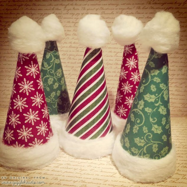 santa paper hats cottonballs 20141 634x634 12 Of The Most Creative DIY Paper Crafts That Are Totally Adorable