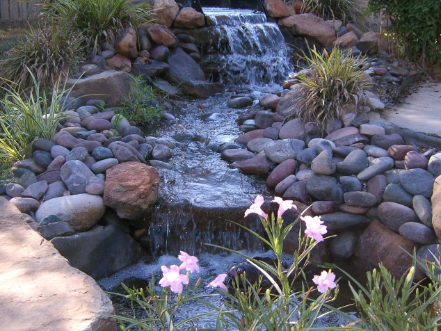 21 pondless waterfalls 634x476 13 Eye Popping Fountains That Are Absolutely A Must For Every Garden