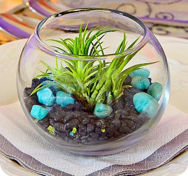 AD Adorable Miniature Terrarium Ideas For You To Try 08 634x595 16 Inspirational Ideas How To Make A Perfect Terrarium On Your Own