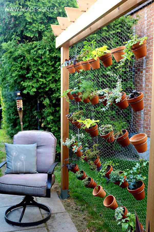 Enhance The Look Of Your Garden With 18 Cool DIY Projects That Wont Drain Your Wallet clay pot garden projects woohome 17 Enhance The Look Of Your Garden With 18 Cool DIY Projects That Wont Drain Your Wallet