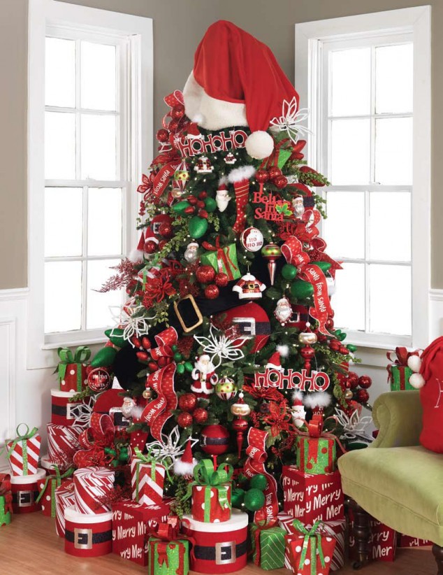 raz imports 09 634x822 16 Ideas How To Decorate Your Christmas Tree And Bring The Magic Into Your Home