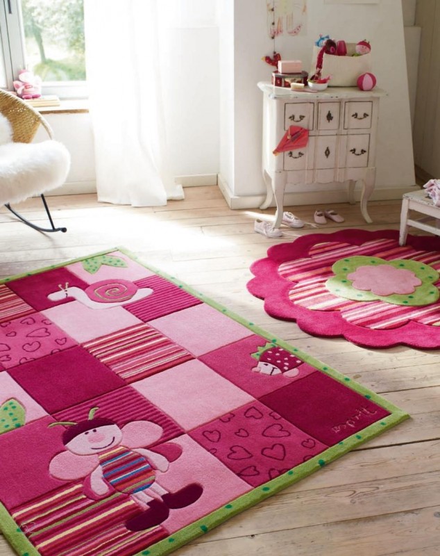 20 Eccentric Carpet Designs That Will Spice Up Your Interior Decor teen bedroom rugs 634x800 20 Eccentric Carpet Designs That Will Spice Up Your Interior Decor