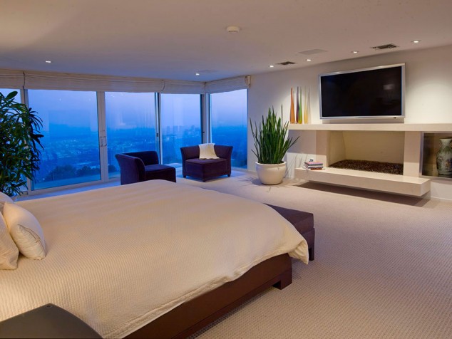 bedroom tv