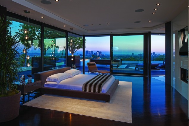 16 Contemporary And Modern Bedroom Designs With TV 224acbdb f2cd 493f a164 622311bda065 634x423 16 Contemporary And Modern Bedroom Designs With TV