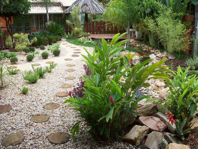 7365099 garden design ideas with pebbles t4ea4178f 634x476 13 Delightful Garden Decorations With Pebbles