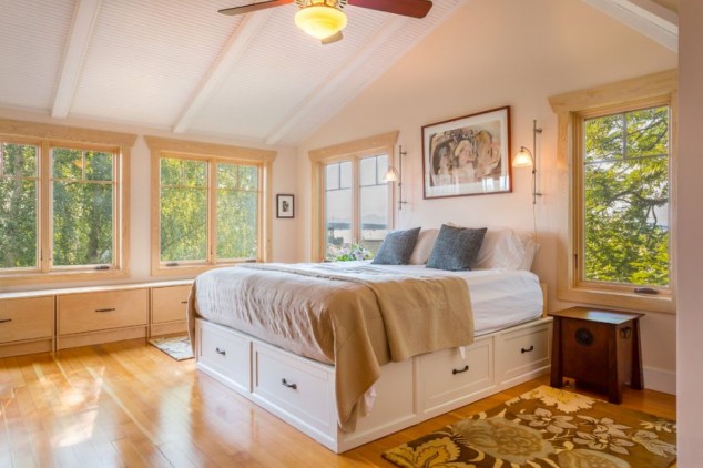 12 Ideas For Beds With Drawers To Get Extra Storage Space In Your Bedroom bed with storage inside 634x422 12 Ideas For Beds With Drawers To Get Extra Storage Space In Your Bedroom