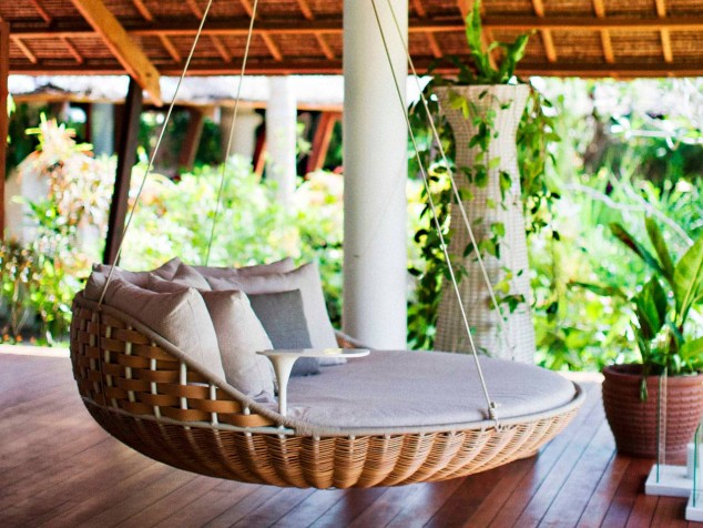 15 Relaxing Hanging Beds For Absolute Enjoyment 06 U1E6740 d6f8f37b06 634x476 15 Relaxing Hanging Beds For Absolute Enjoyment