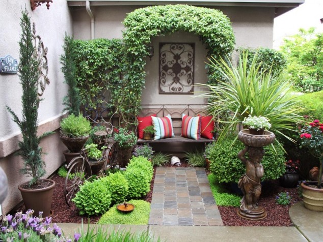 14 Cool Tiny Garden Decorations To Add Charm And Style Outdoors 14 Cool Tiny Garden Decorations To Add Charm And Style Outdoors