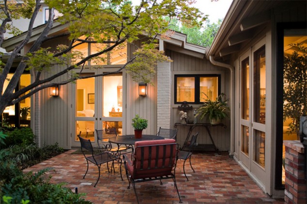 13 Ideas How To Make An Inviting Patio Design Using Bricks 11 darthmouth 634x422 13 Ideas How To Make An Inviting Patio Design Using Bricks